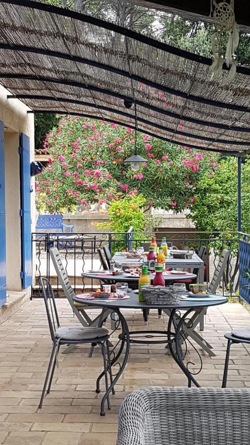 Le Mas Des Hibiscus Trans-en-Provence Eksteriør bilde